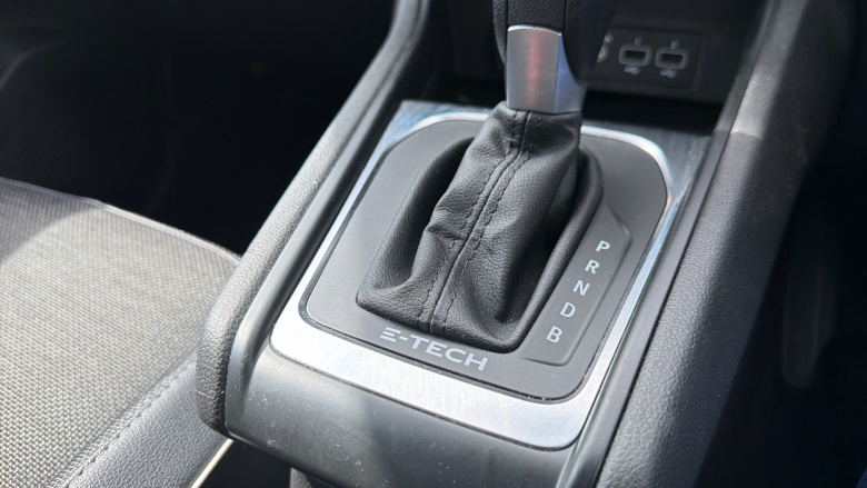 Renault Captur 1.6 E-Tech full hybrid 145 Techno 5dr Auto Hybrid Hatchback